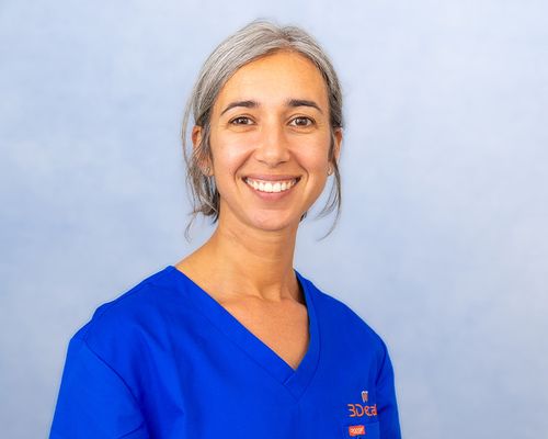 dr-nuria-cosmetic-dentist